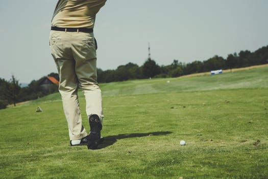 How to overcome nerves on the first tee